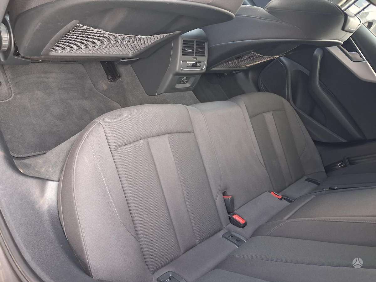 Audi A4, 2.0 l., Универсал