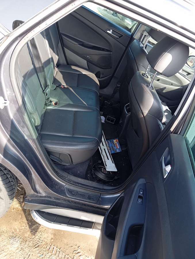 Hyundai Tucson body parts
