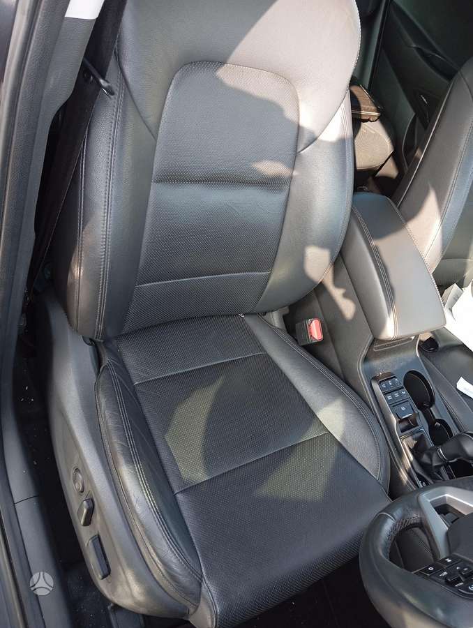 Hyundai Tucson body parts