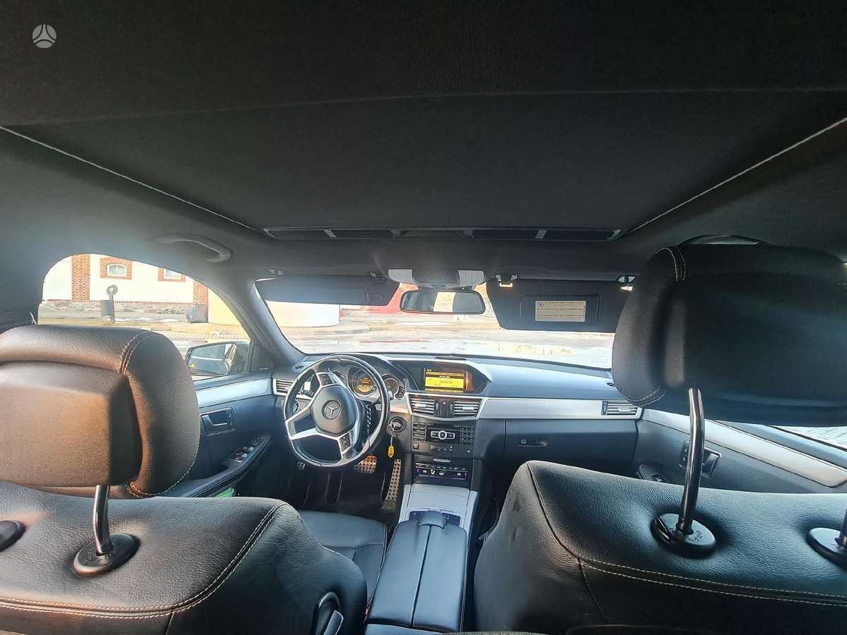 Mercedes-Benz E300, wagon