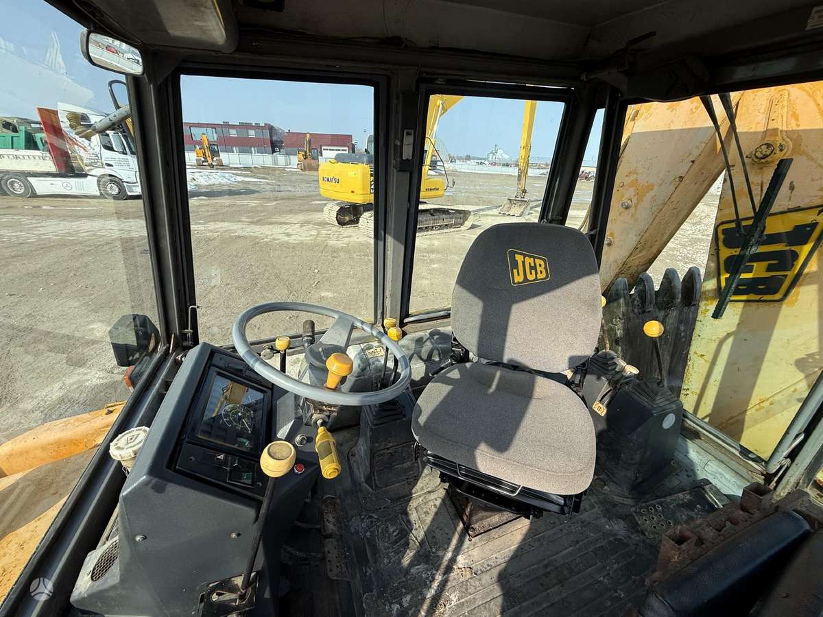 JCB 3 CX, excavator loader