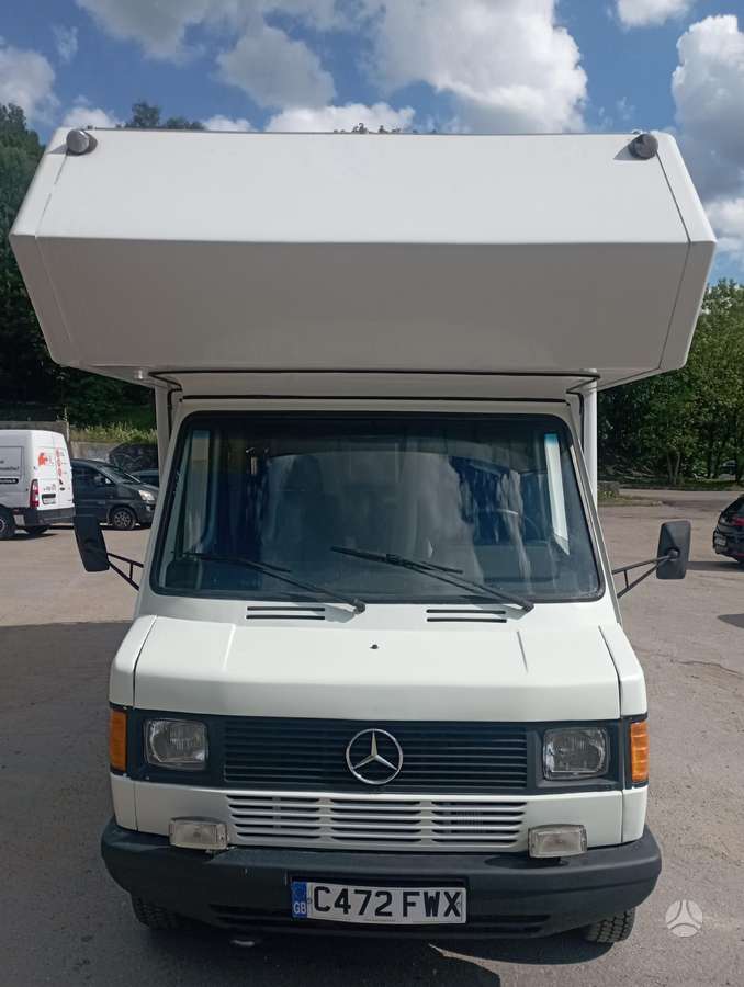 Mercedes-Benz 409D, campers