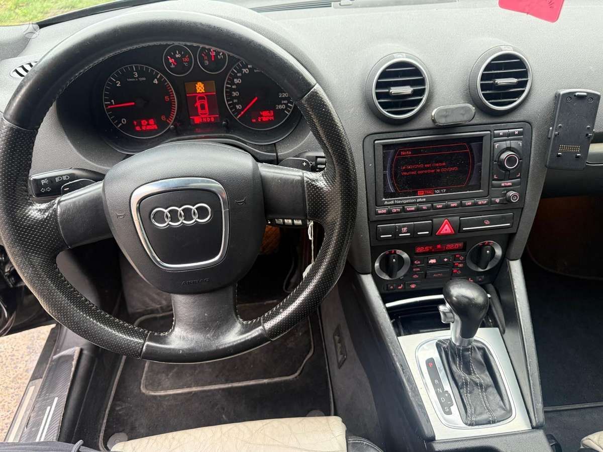 Audi A3 dalimis. Dalimis