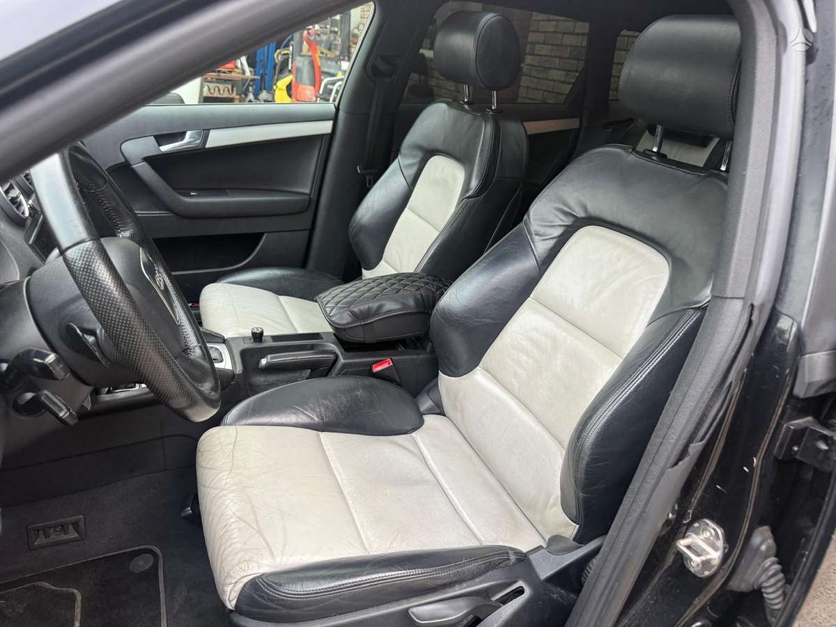 Audi A3 dalimis. Dalimis
