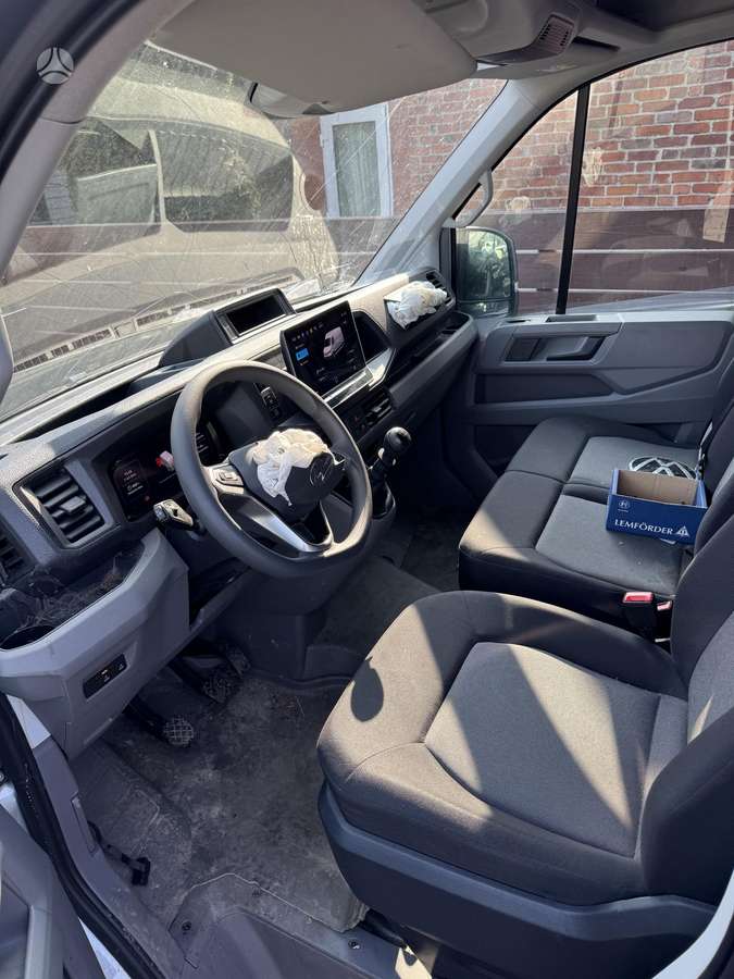 Volkswagen Crafter, cargo vans