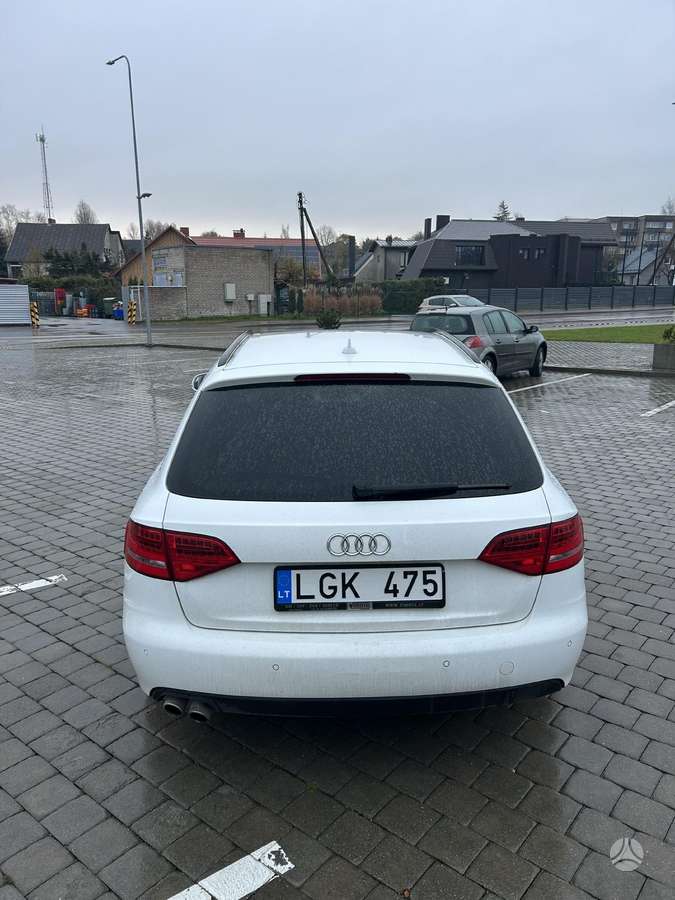 Audi A4, 2.0 l., universalas