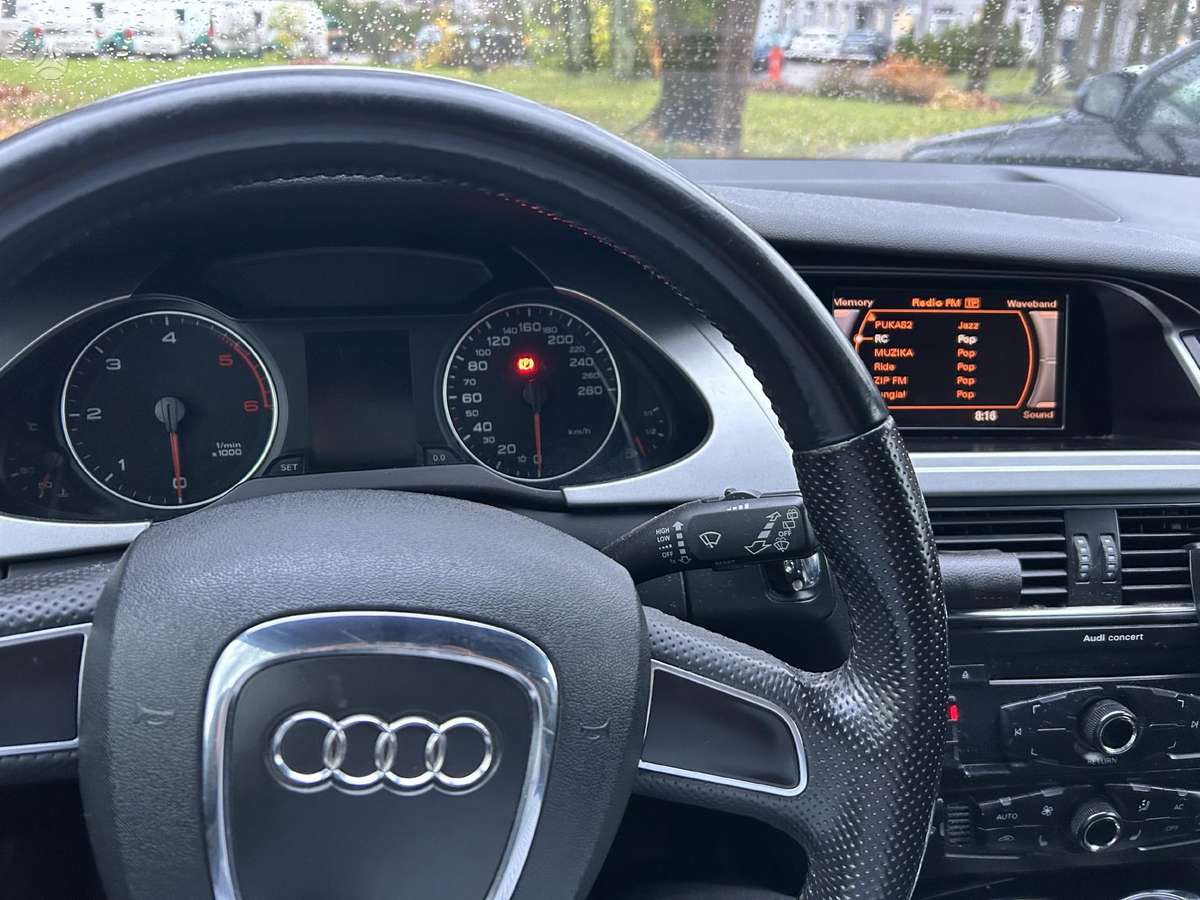 Audi A4, 2.0 l., universalas