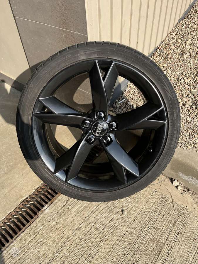 Audi A5, light alloy, R19