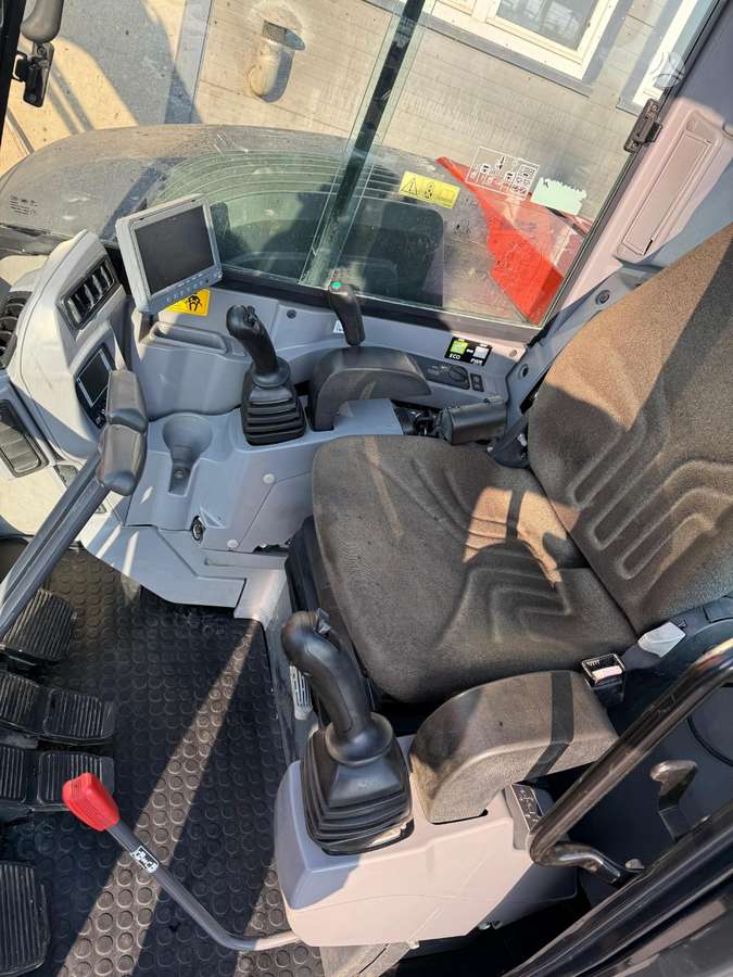 Kubota KX080, excavator
