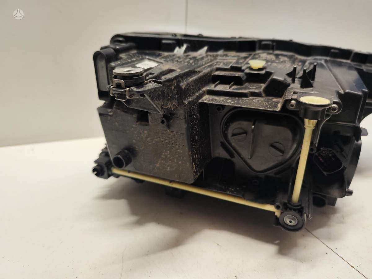 Audi Q4 e-tron, 89a941033