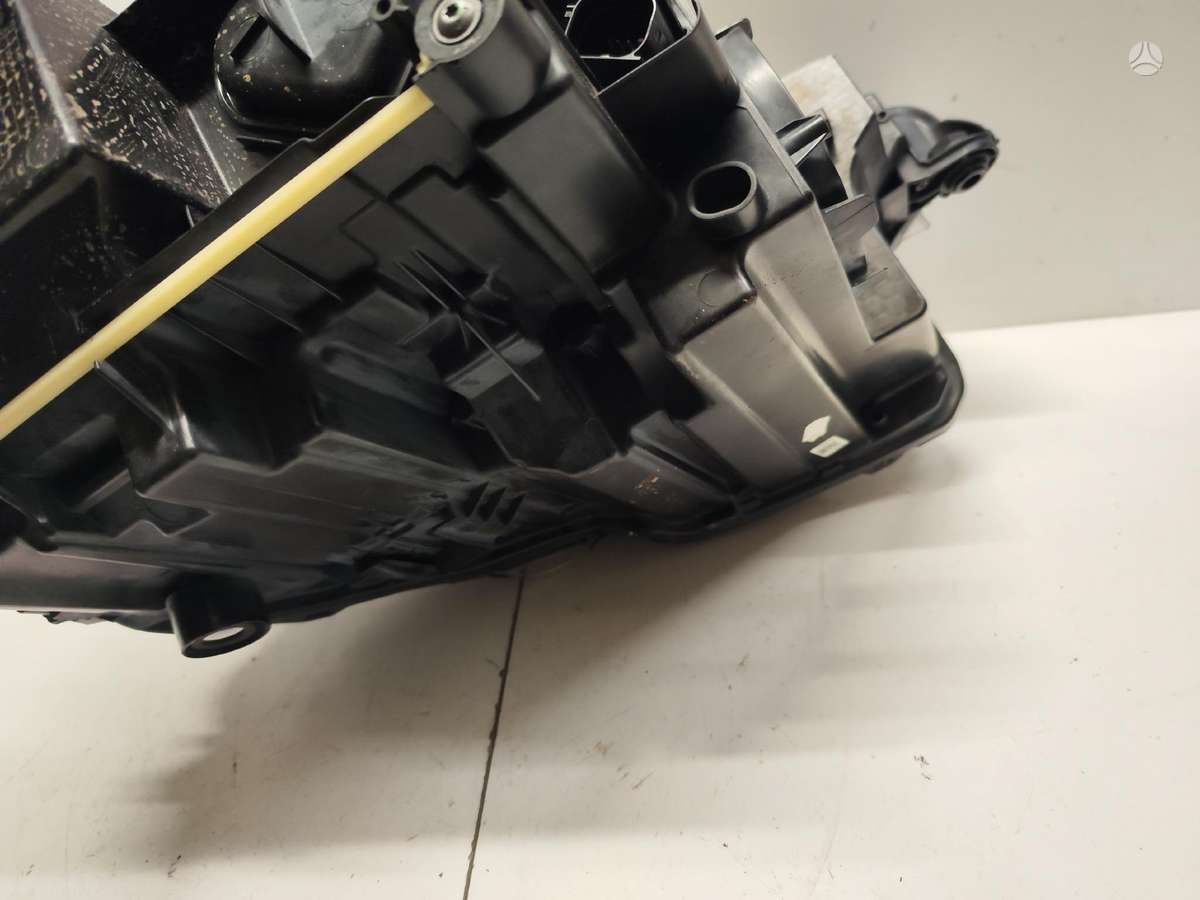 Audi Q4 e-tron, 89a941033