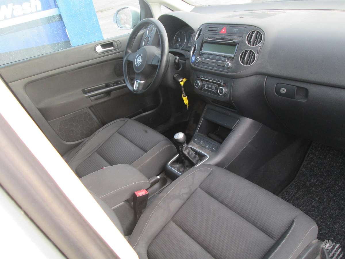 Volkswagen Golf Plus - 8