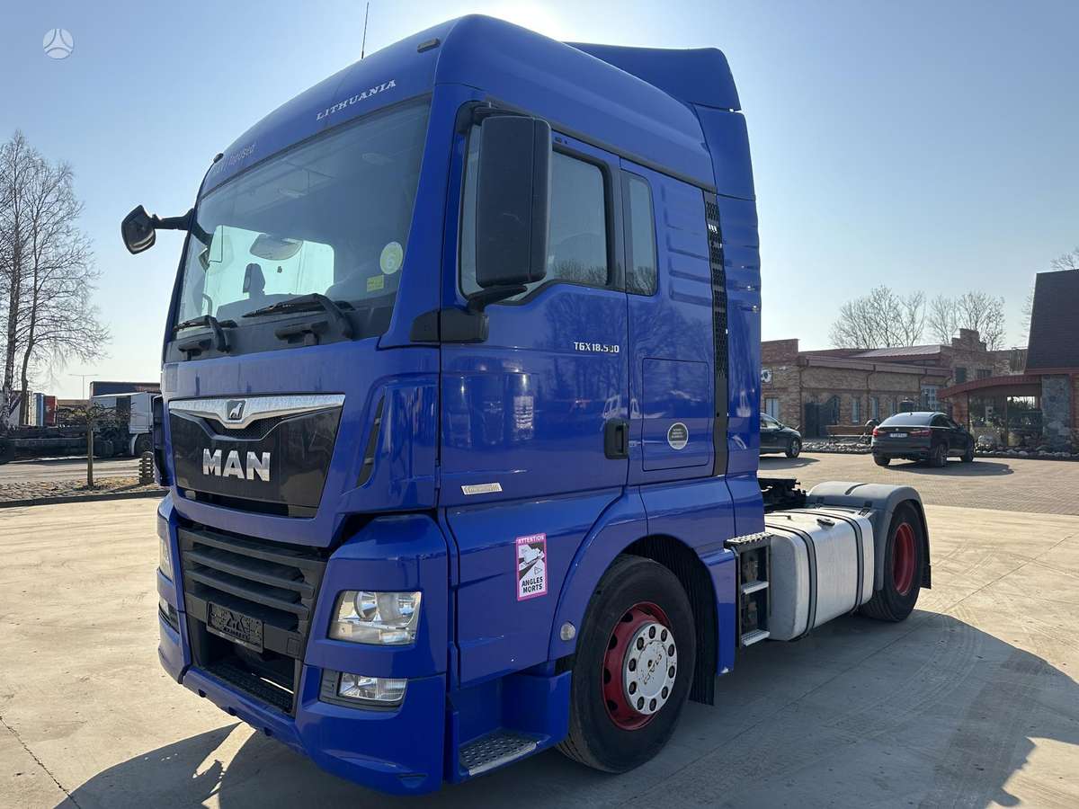 MAN TGX 18.500, double sleeper