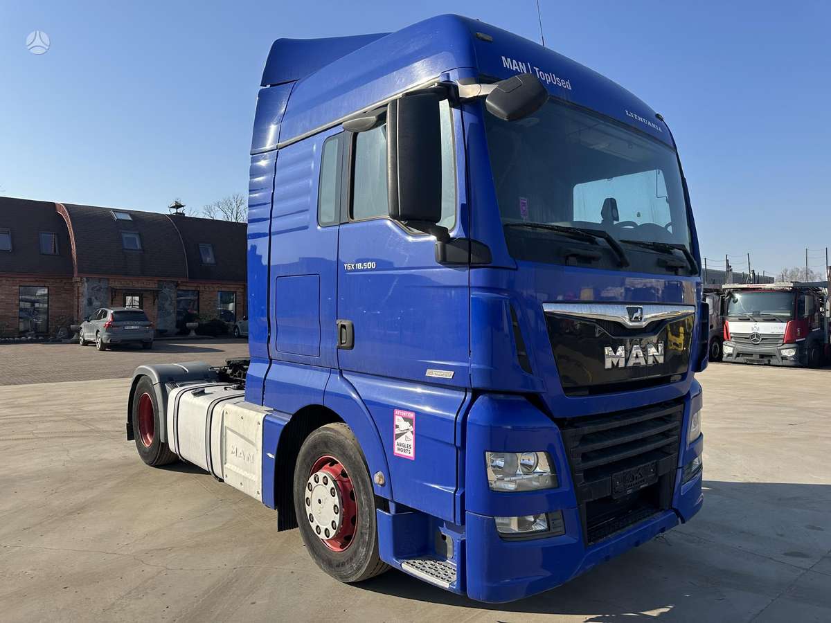 MAN TGX 18.500, double sleeper