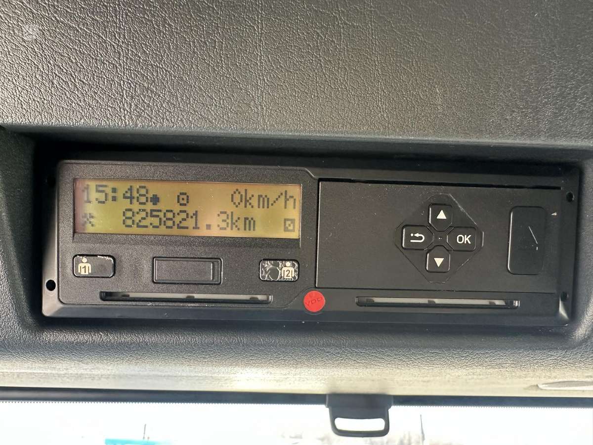 MAN TGX 18.500, double sleeper