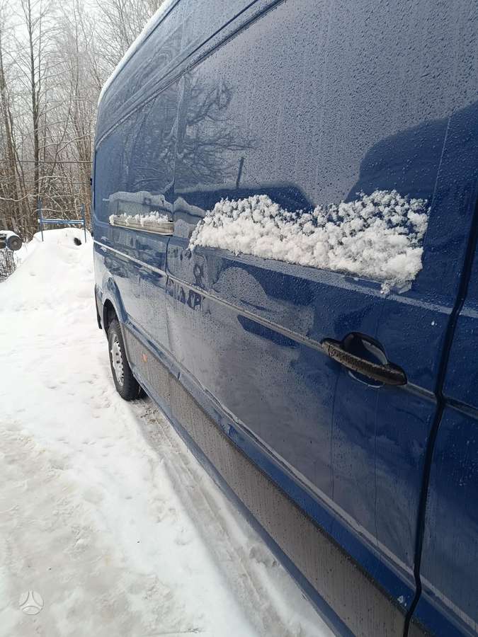 Volkswagen Crafter, preču