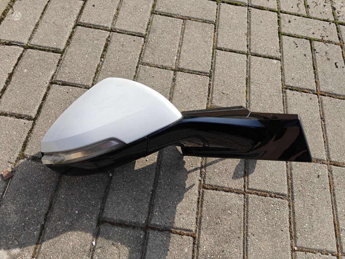 Opel Ampera spoguļi