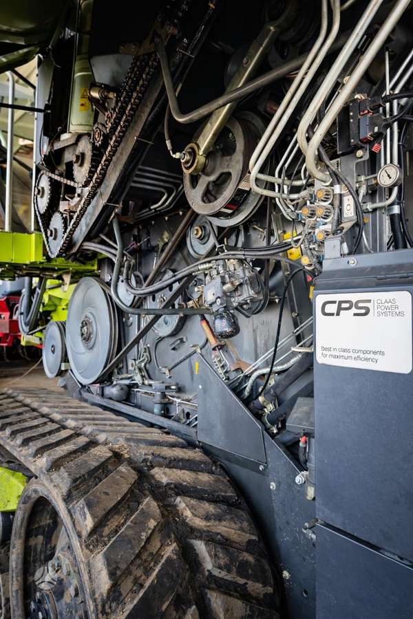 Claas Lexion 770, combine harvesters