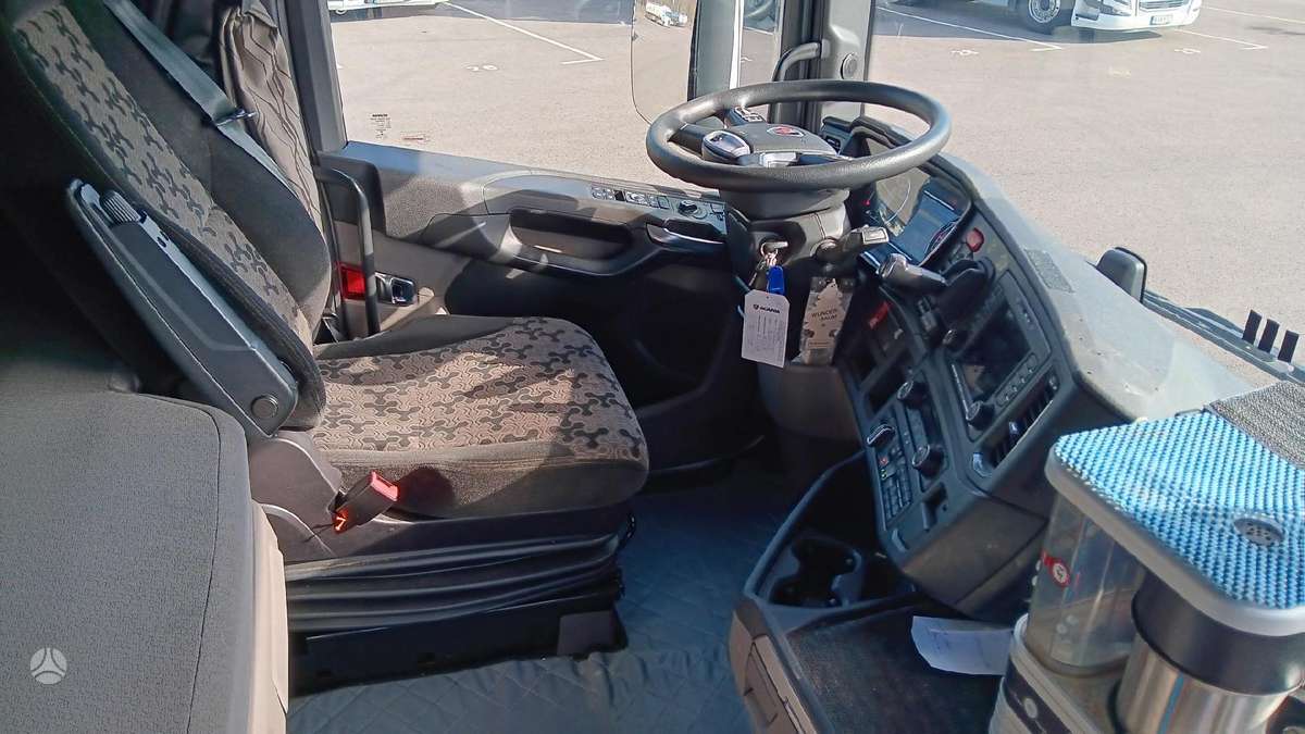 Scania S-410 ADR, single sleeper
