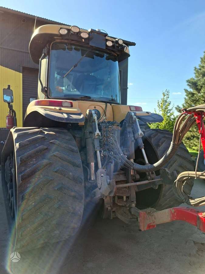 Challenger MT765C, tractors