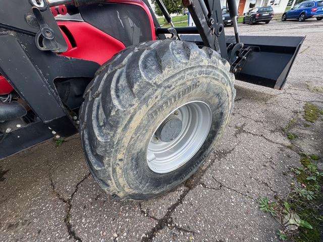 BM Tractors Better 130, tractors