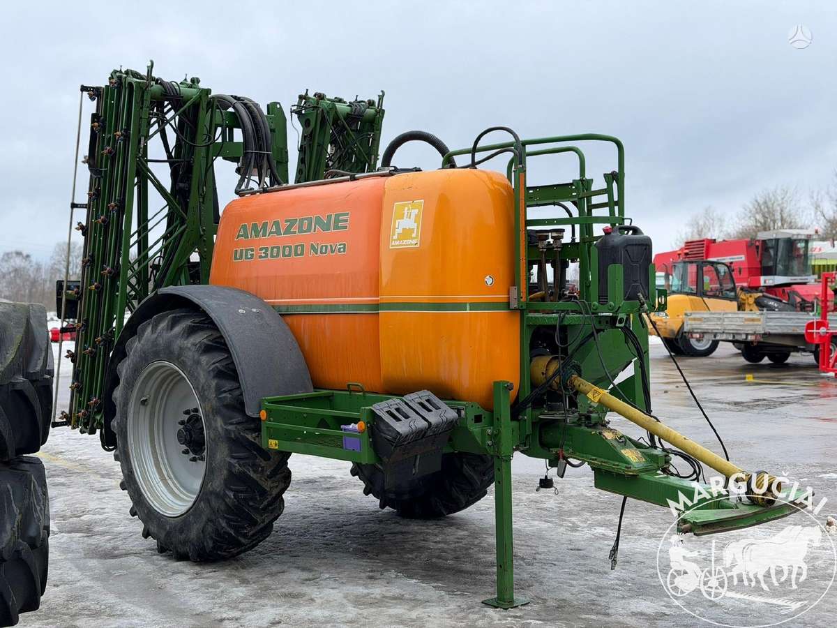 Amazone UG 3000 Nova, 3000 ltr, 24 m, sprayers