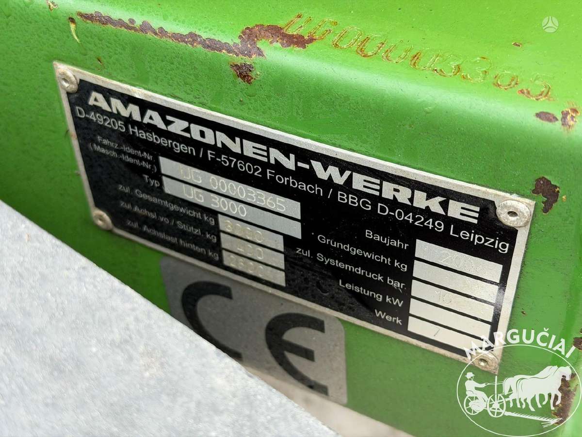 Amazone UG 3000 Nova, 3000 ltr, 24 m, sprayers