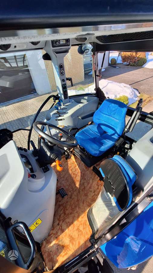 New Holland TD5.105, tractors