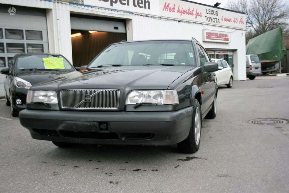 Volvo 855, universalas