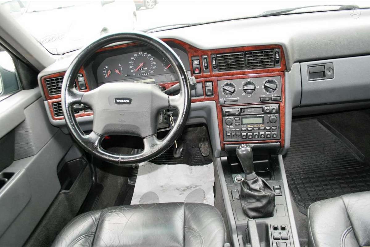 Volvo 855, universalas
