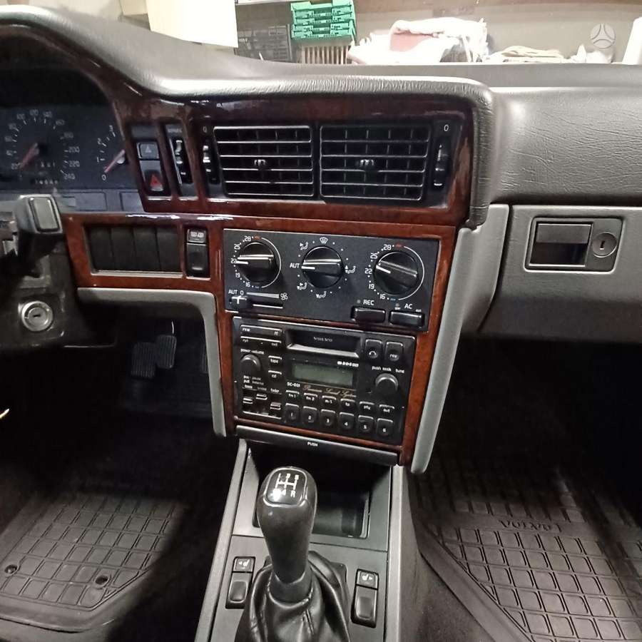 Volvo 855, universalas