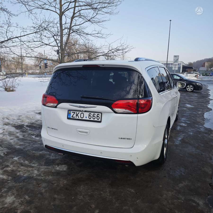 Chrysler Pacifica, 3.6 l., Минивэн