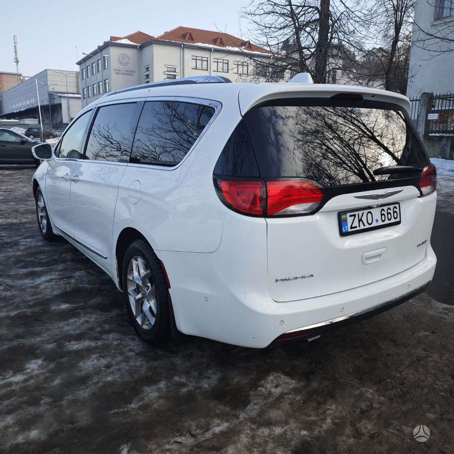 Chrysler Pacifica, 3.6 l., Минивэн