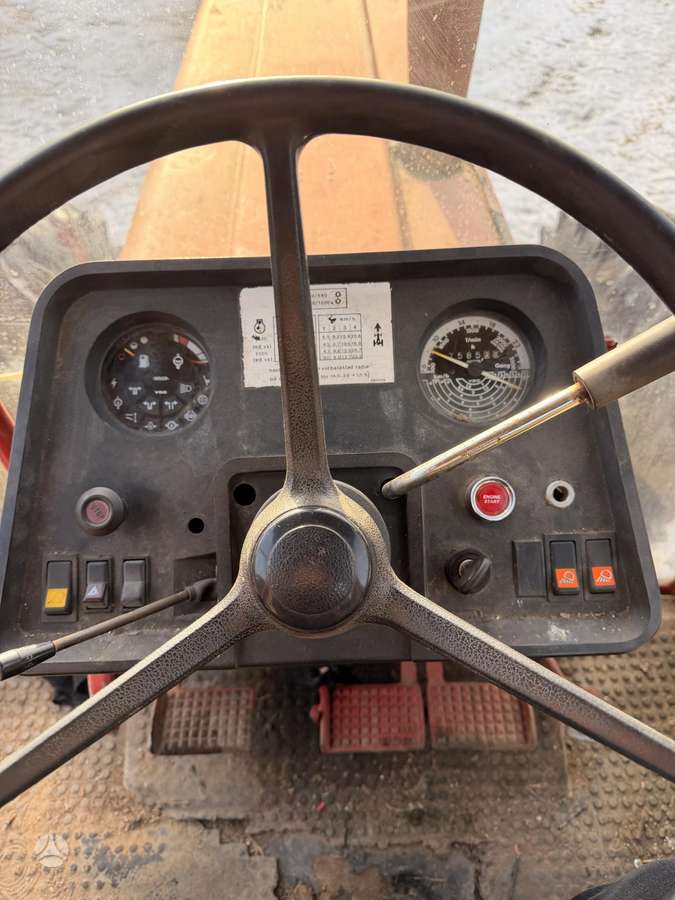 Case 844XL, tractors
