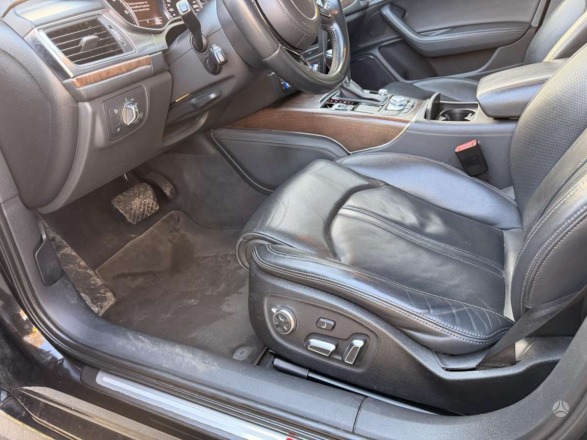Audi A6, 3.0 l., Седан
