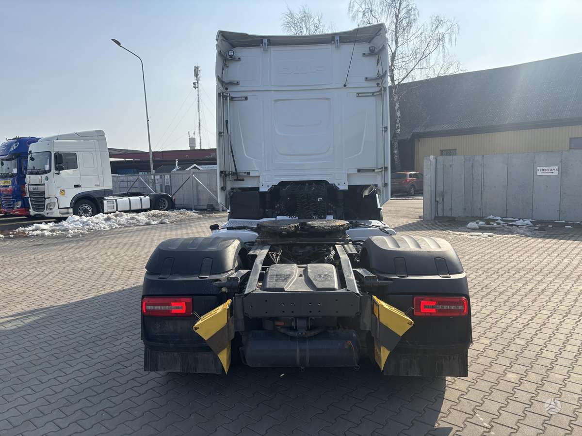 DAF XF 430 FTP, double sleeper