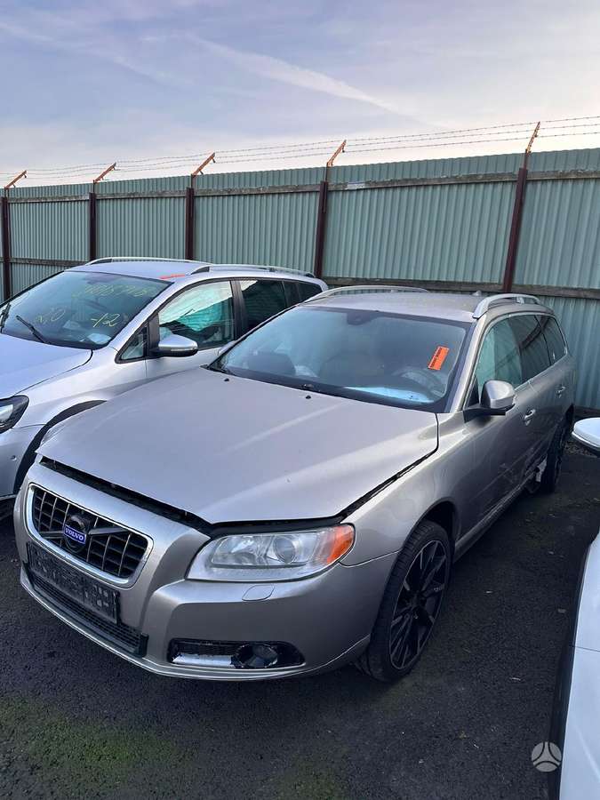 Volvo V70 D5244t14