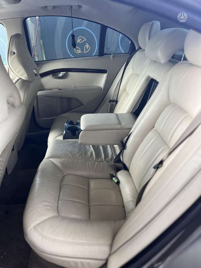 Volvo S80, 2.4 l., Седан