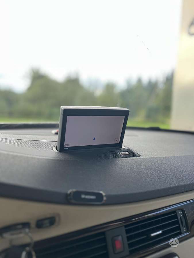 Volvo S80, 2.4 l., Седан