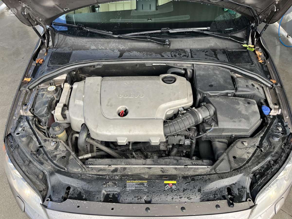 Volvo S80, 2.4 l., Седан