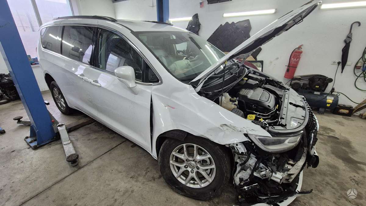 Chrysler Pacifica 70k mylių