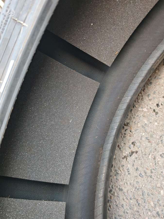 Pirelli Pzero, vasaras 255/50 R21