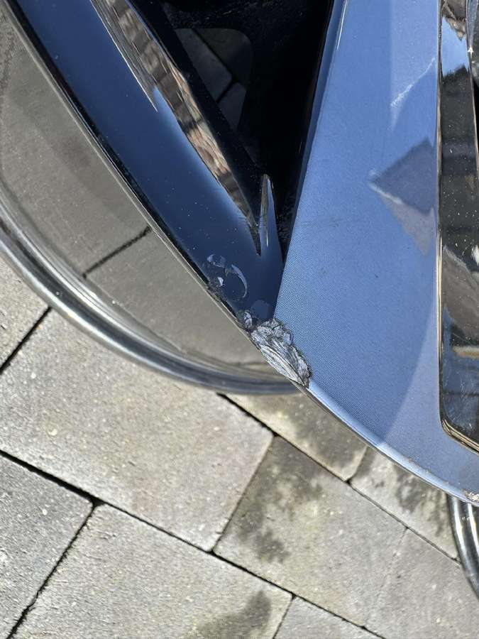Renault AustralE, light alloy, R20