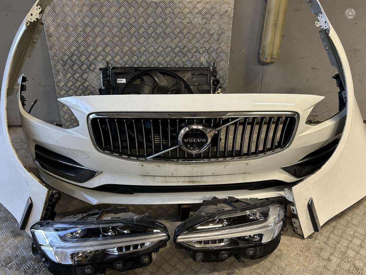 Volvo V90 kėbulo dalys