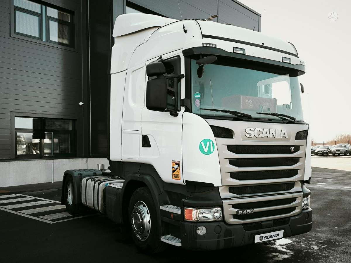 Scania R450, double sleeper