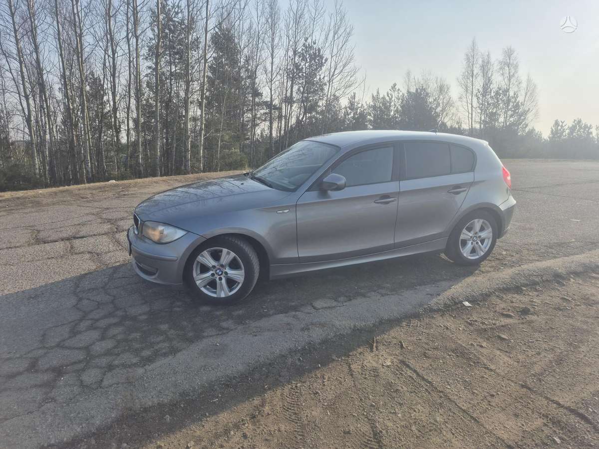 BMW 120, 2.0 l., hatchback