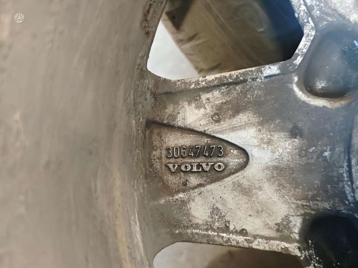 Volvo Xc, lengvojo lydinio, R16