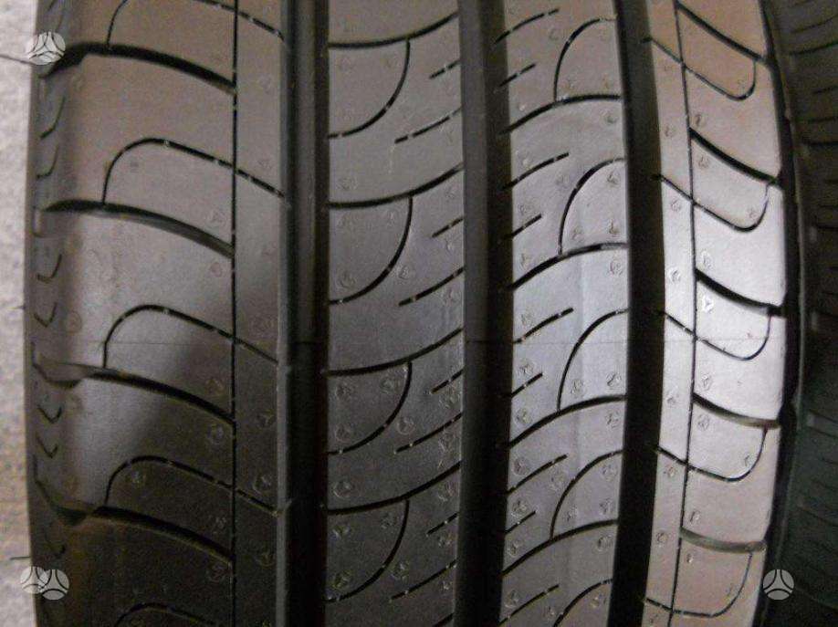 Goodyear 8mm 99% EfficientGrip., vasarinės 215/65 R16