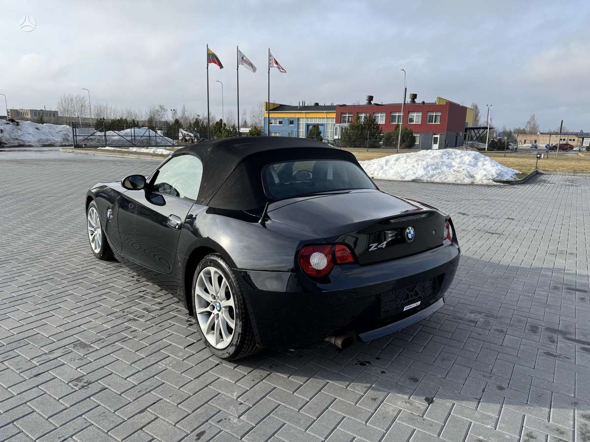 BMW Z4, 2.0 l., Кабриолет