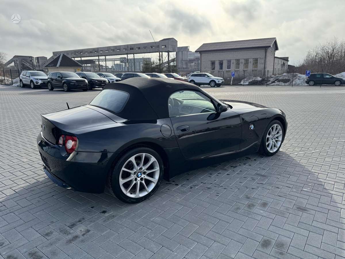 BMW Z4, 2.0 l., Кабриолет